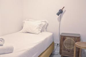 Alfama Design with Terrace by Homing