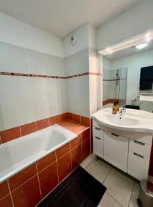 Appartements Appartement cosy avec mezzanine : photos des chambres