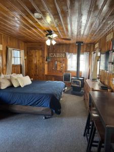 Hidden Rest Cabins and Resort