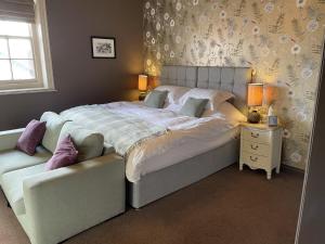 Premium Quadruple Room room in The Plume of Feathers