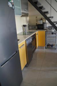 Adosado con piscina a 6 min del MET Oliva Nova y playa