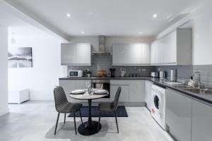 Avalon luxury stays