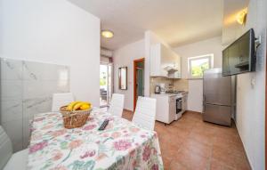 Cozy Apartment In Barbat Na Rabu 