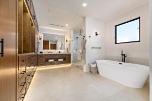 It was spotless and well-stocked