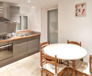 Maison charmante à Bléneau avec jardin et équipements modernes