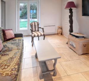 Maisons de vacances Maison charmante a Bleneau avec jardin et equipements modernes : photos des chambres