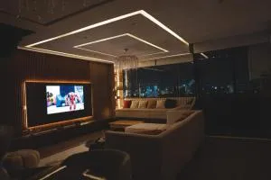 Luxurious Service Two Bedroom - Apese