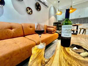 Karaoz Global Houses