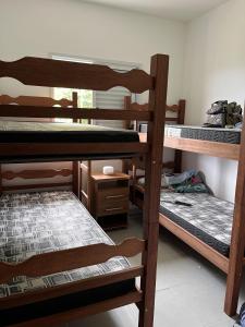 Apartamento 300 metros praia das Toninhas