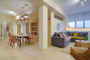 Arditos Hill Residence