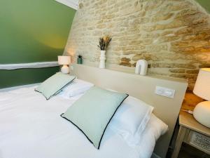 Maisons de vacances Maison de ville avec spa prive : photos des chambres