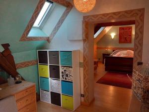 Gîte de Charme avec Spa, Billard, Jardin et Ping-Pong - FR-1-586-54