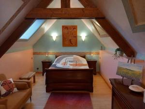 Gîte de Charme avec Spa, Billard, Jardin et Ping-Pong - FR-1-586-54