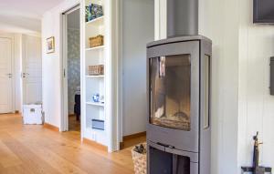 3 Bedroom Gorgeous Home In Borgholm