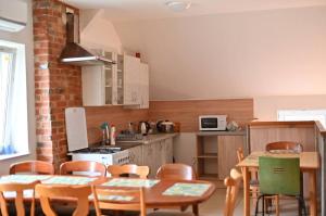 KWT Hostel Nowogard - Self Check-In - Wejscie na KOD