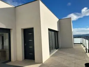 Instant villa Serenity - 8 people with a view - Bages