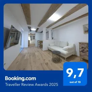 Moderner Altstadt-Diamant - Hettigenbeuern