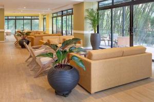 El Tesoro Medellín Hab311 by Letoh