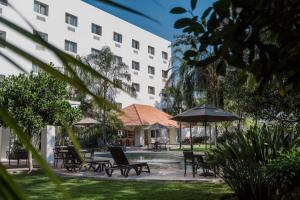 Comfort Inn Puerto Vallarta Golfside & Marina