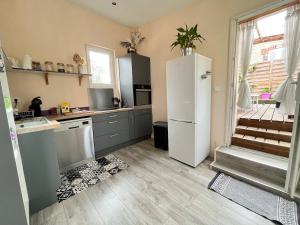 Appartements Appartement avec terrasse a 10min a pied du centre et de la gare : photos des chambres