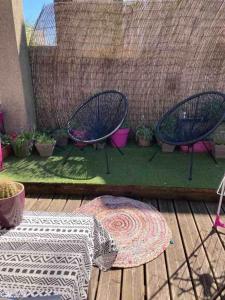 Appartements Appartement avec terrasse a 10min a pied du centre et de la gare : photos des chambres
