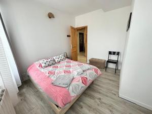 Appartements Appartement avec terrasse a 10min a pied du centre et de la gare : photos des chambres