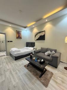 استديو انيق ومريحه وهادي بحي اليرموك