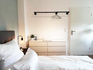 60qm Apartment mit 2 Betten in Viersen - Central - High ceiling