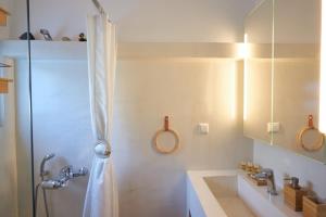 Camara Athens Riviera Home