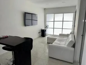 Casa con todas las comodidades en prados del este - Paramillo