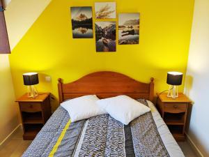 Appt T3 calme bord du lac avec piscine