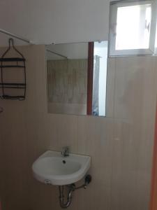 Pentaqua -Dineros Guest House