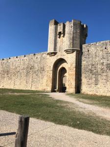 Le Cosy des Remparts! Aigues-Mortes