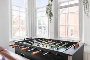 EcoCrest-Superior 2 Bedroom 2 Bath - Free Parking - Sleeps 5