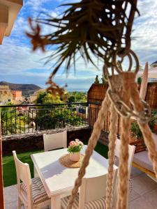Sunny terrace & pool