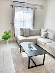 Mombasa One, Two & Three Bedroom BnB, Buxton Point Apartments - Haven & Harmony Hosts
