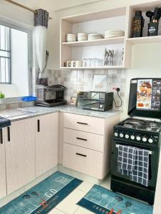 Mombasa One, Two & Three Bedroom BnB, Buxton Point Apartments - Haven & Harmony Hosts