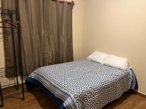 CASA FAMILIAR en SAN ANTONIO de la CAL 1