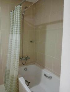 Studio deluxe cozy staycation Antel Spa Residences