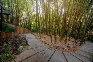 Luxury Escape by El Tesoro Perfect Location 302