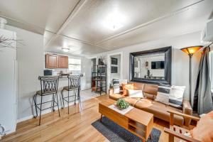 1 Mi to Camels Back Park Boise Studio with Patio!