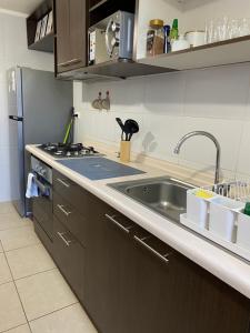 Linda instalación con estacionamiento