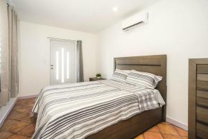 Modern 4-Bedroom Penthouse in historic Old San Juan