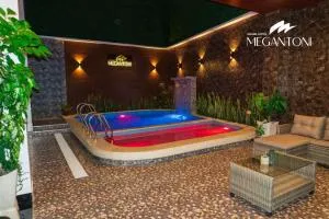 Grand Hotel Megantoni - Santa Rosa