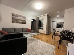 Peaceful Seaside Home - Sauna, Balcony, Wi-Fi - Rastila