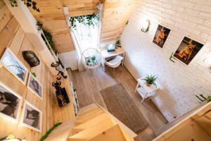 Niewielkie przytulne poddasze z widokiem na Ratusz