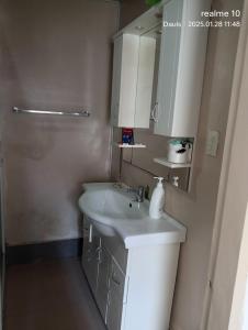 Private room with pool access