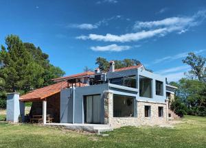 Casa en Villa Carlos Paz con pileta y vista al Lago IG alquilervillacarlospaz