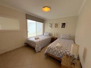 The Dolphin Beach House Vincentia - Beachfront In Vincentia
