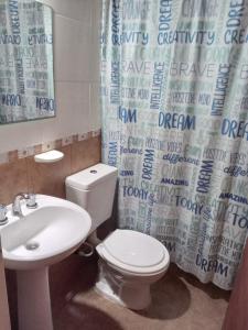 Monoambiente con piscina compartida